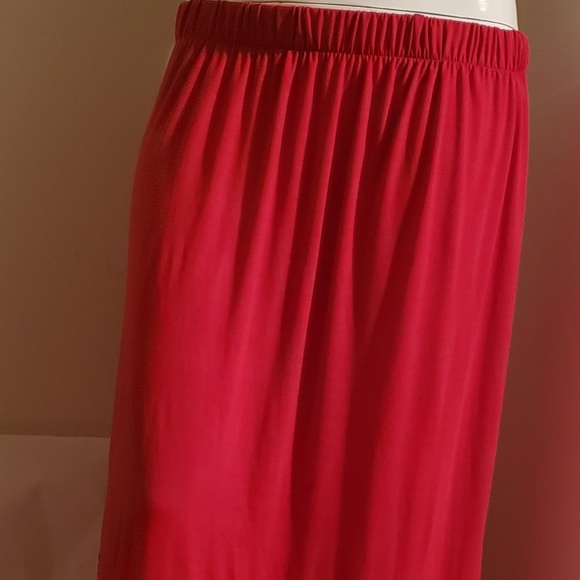 One Skirt - TWO LOOKS -- Plus size red Maxi skirt. No pockets. Elastic waistband - Picture 9 of 11